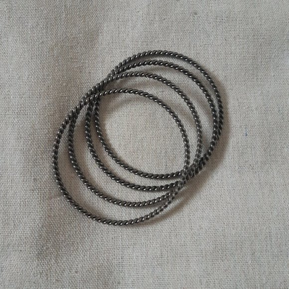 3 FOR $15!! Necklace + Bangles - Picture 3 of 3